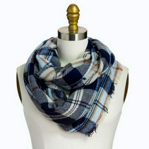 Rosarita infinity scarf
